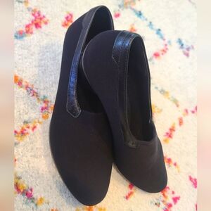 Black Munro Heels 7.5